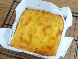 ドライマンゴでクラフティ焼き上がり画像